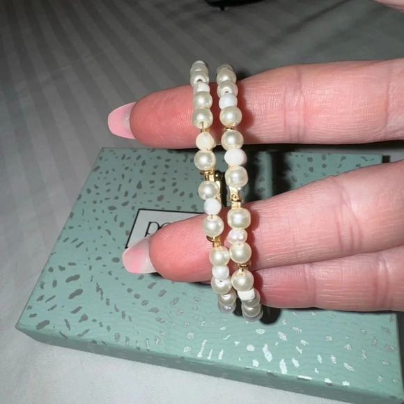 - Persimmon 45mm Pearl Wired Hoop Earrings gold tone spin on classic pearls - Picture 5 of 8